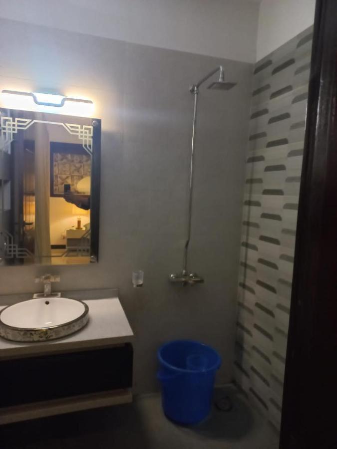 B&B Mumtaz City Ісламабад Екстер'єр фото