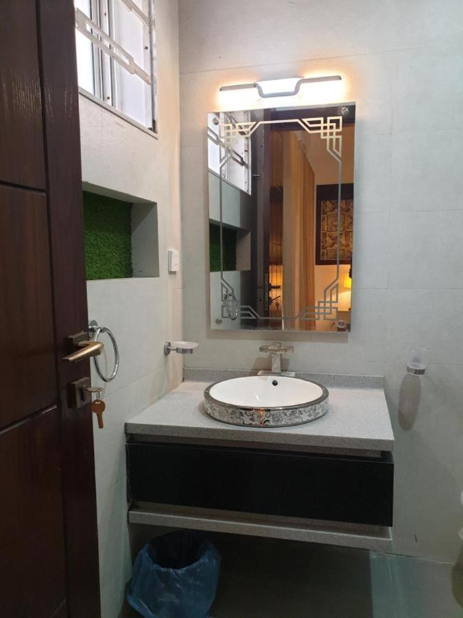 B&B Mumtaz City Ісламабад Екстер'єр фото