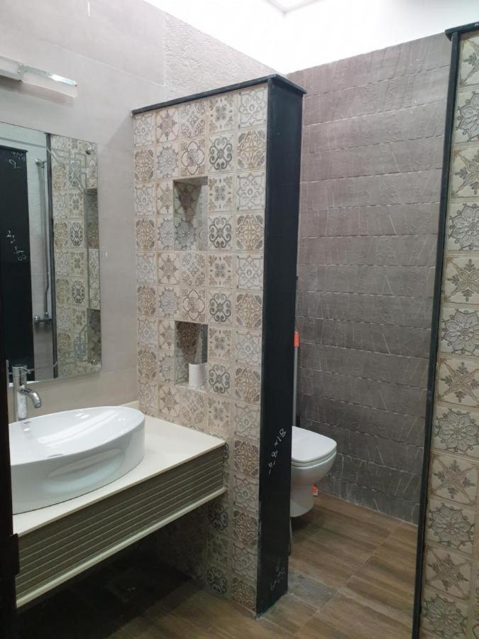 B&B Mumtaz City Ісламабад Екстер'єр фото