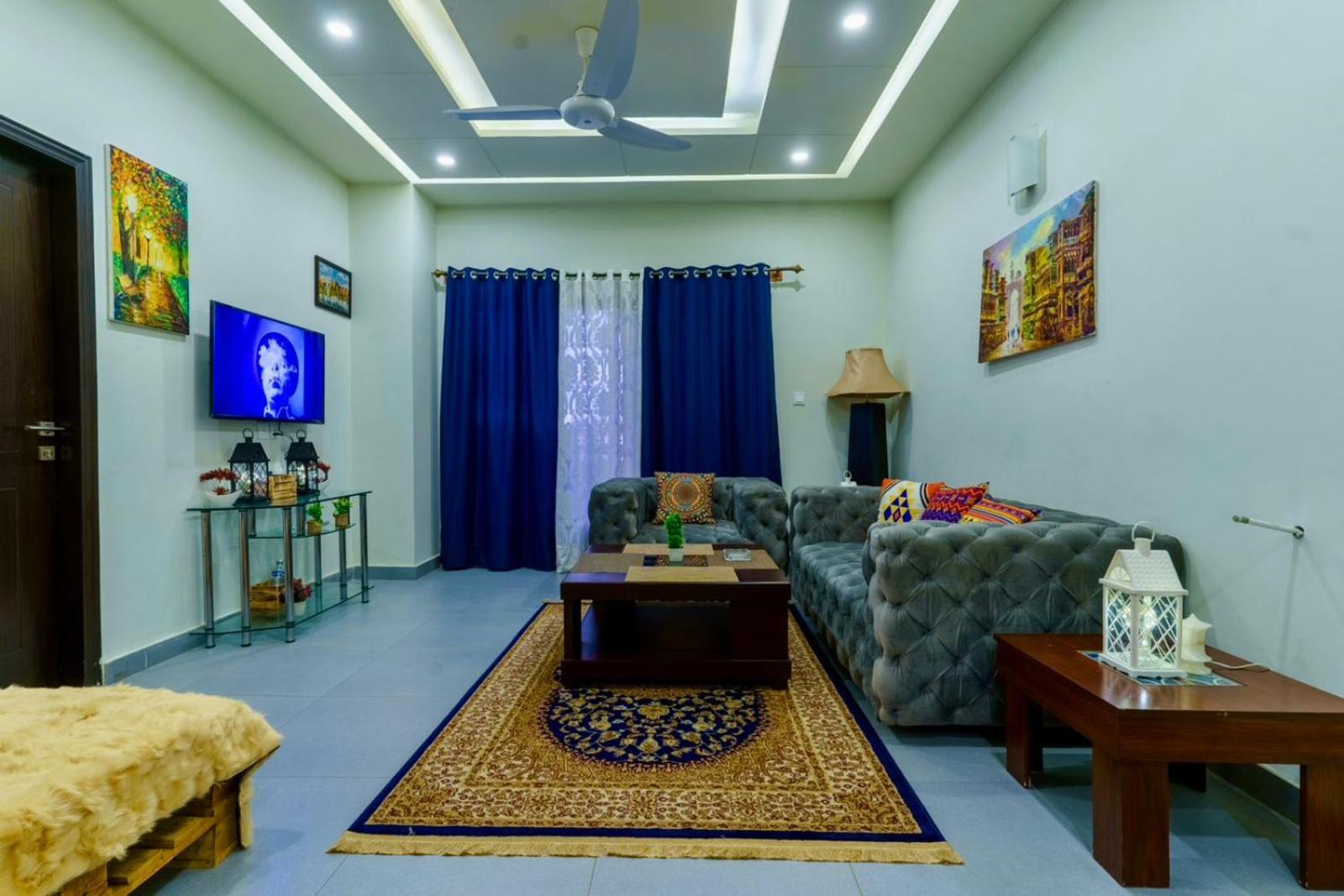 B&B Mumtaz City Ісламабад Екстер'єр фото